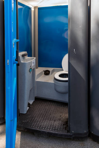 Porta potty rental for outdoor events in Akron, IA