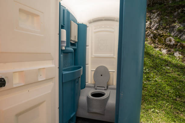 Portable Toilet Options We Offer in Akron, IA